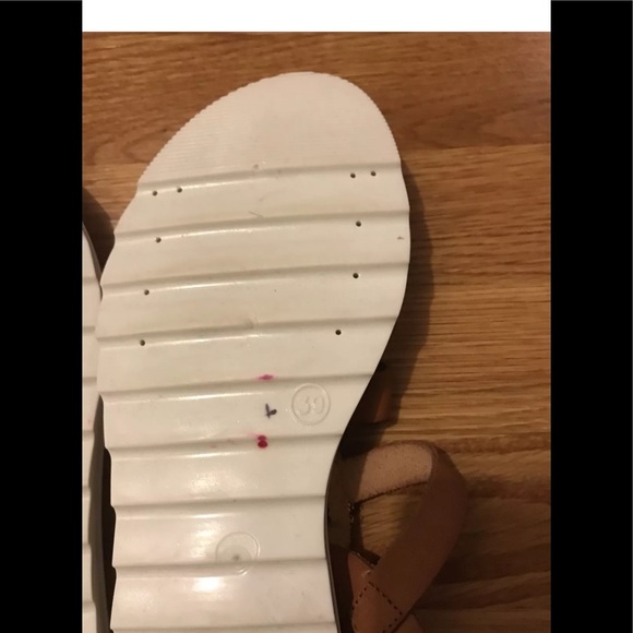 New Direct This is Our Other Line Strappy Sandal 37 or 39; 7 or 9 - Picture 11 of 13